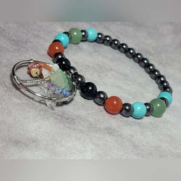 Magnetized Hematite 7 Chakra Bracelet - Picture 5 of 16